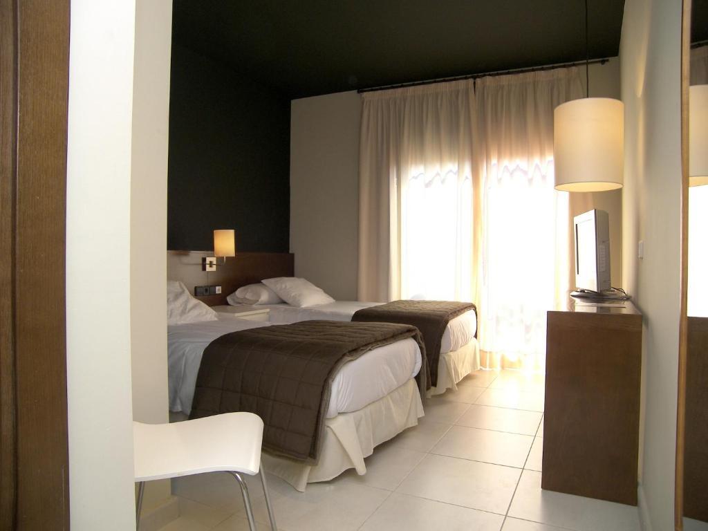 Hostal Badaloni Badalona Rum bild