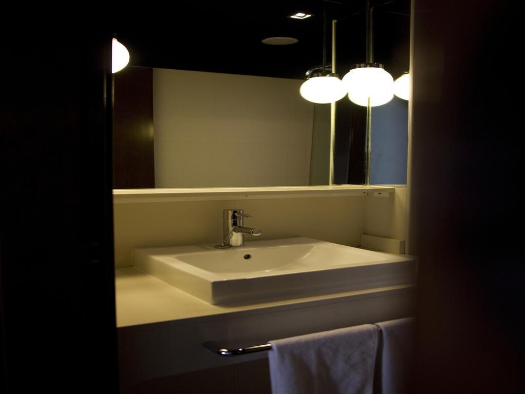 Hostal Badaloni Badalona Exteriör bild
